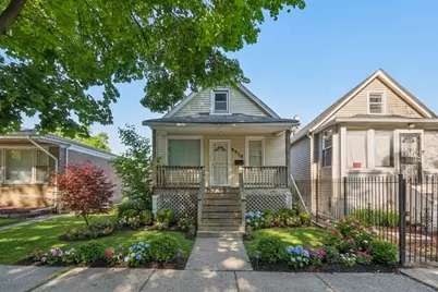 8918 S Woodlawn Avenue, Chicago, IL 60619 - Photo 1