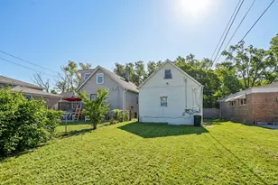 8918 S Woodlawn Ave, Chicago, IL 60619 - Photo 16