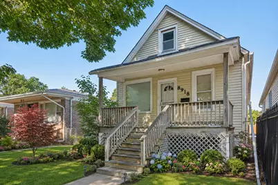 8918 S Woodlawn Avenue, Chicago, IL 60619 - Photo 2