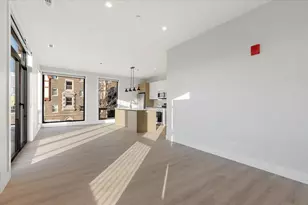 3953 W Dakin St, Chicago, IL 60618 - Photo 8
