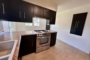 2325 12th St, Peru, IL 61354 - Photo 8