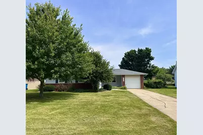 2325 12th Street, Peru, IL 61354 - Photo 1