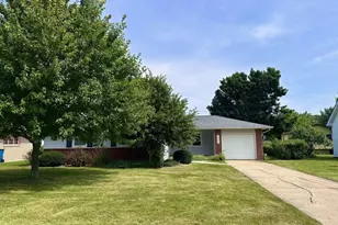 2325 12th St, Peru, IL 61354 - Photo 1