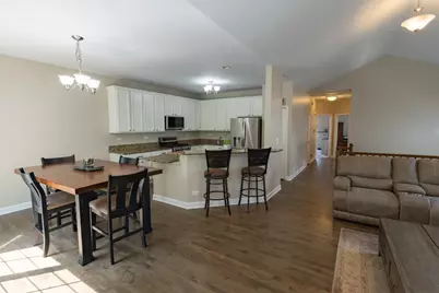 442 Plaza Place, Aurora, IL 60504 - Photo 6