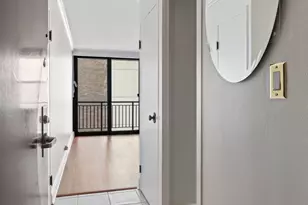 3440 N Lake Shore Dr, Chicago, IL 60657 - Photo 2