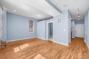 1347 N Greenview Ave, Chicago, IL 60642 - Photo 4