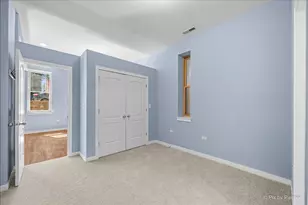 1347 N Greenview Ave, Chicago, IL 60642 - Photo 10