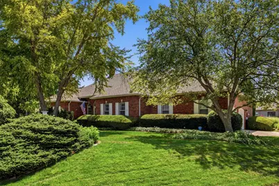1610 Yorkshire Drive, Champaign, IL 61822 - Photo 2
