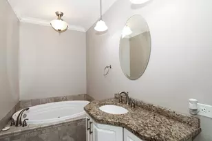 5019 Burman Dr, Crystal Lake, IL 60014 - Photo 18