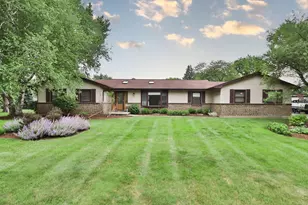 5019 Burman Dr, Crystal Lake, IL 60014 - Photo 1