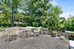 15 E Leon Ln, Prospect Heights, IL 60070 - Photo 8