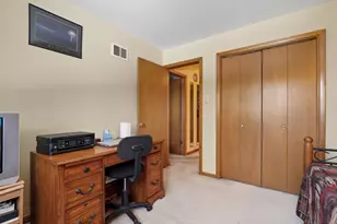 8840 Terry Dr, Orland Park, IL 60462 - Photo 22