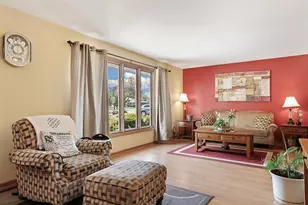 8840 Terry Dr, Orland Park, IL 60462 - Photo 4