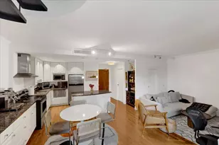 2100 N Lincoln Park W, Chicago, IL 60614 - Photo 8