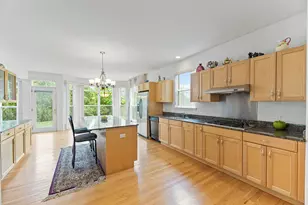47 Holabird Cir, Highwood, IL 60040 - Photo 12