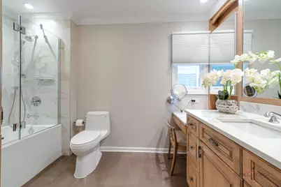 10 Court Of Fox River Valley, Lincolnshire, IL 60069 - Photo 16
