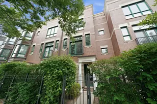 1225 N Sedgwick St, Chicago, IL 60610 - Photo 1