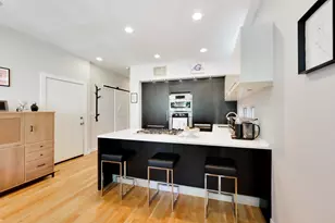 879 N Marshfield Ave, Chicago, IL 60622 - Photo 6