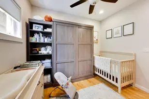 879 N Marshfield Ave, Chicago, IL 60622 - Photo 16