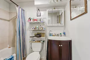 10066 S Van Vlissingen Rd, Chicago, IL 60617 - Photo 12