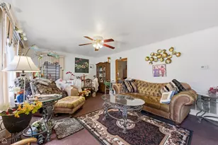 10066 S Van Vlissingen Rd, Chicago, IL 60617 - Photo 2