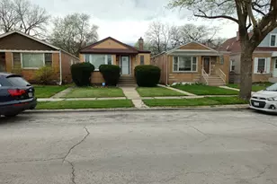 14520 S Edbrooke Ave, Riverdale, IL 60827 - Photo 2