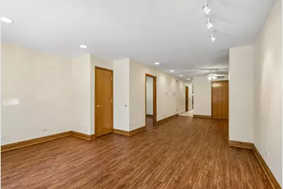 1354 W George Street #1, Chicago, IL 60657 - Photo 6