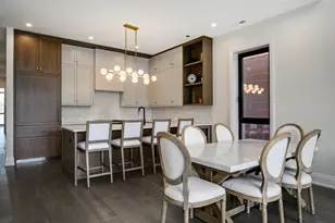 3037 N Lincoln Ave, Chicago, IL 60657 - Photo 6