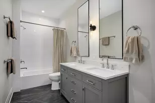 3037 N Lincoln Ave, Chicago, IL 60657 - Photo 14