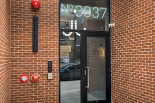 3037 N Lincoln Ave, Chicago, IL 60657 - Photo 2