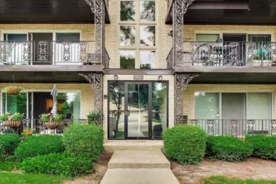 901 8th Avenue #12, La Grange, IL 60525 - Photo 1
