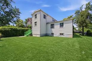 12018 S Bishop St, Chicago, IL 60643 - Photo 2