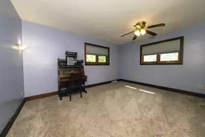 1033 W Wood Street, Bensenville, IL 60106 - Photo 20