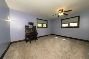 1033 W Wood St, Bensenville, IL 60106 - Photo 20