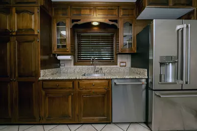 1033 W Wood Street, Bensenville, IL 60106 - Photo 8