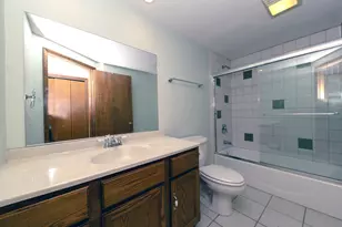 1033 W Wood St, Bensenville, IL 60106 - Photo 22