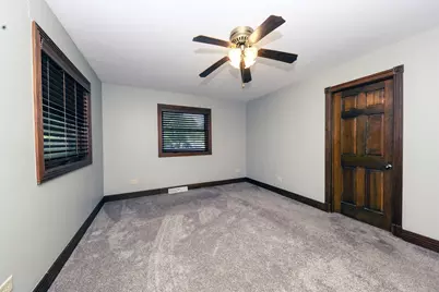 1033 W Wood Street, Bensenville, IL 60106 - Photo 18