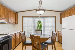 726 Hillcrest Ln, Crystal Lake, IL 60014 - Photo 10
