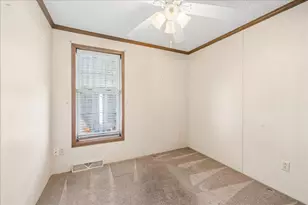 726 Hillcrest Ln, Crystal Lake, IL 60014 - Photo 14