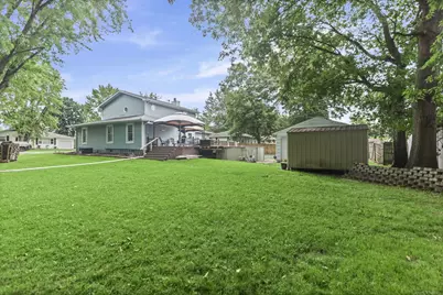 27 Bel Air Drive, Centralia, IL 62801 - Photo 8
