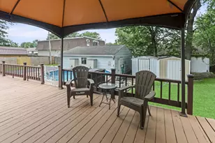 27 Bel-Air Dr, Centralia, IL 62801 - Photo 10