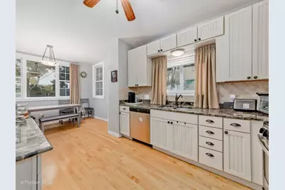 36 E Touhy Avenue, Park Ridge, IL 60068 - Photo 6