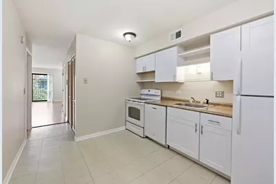 9714 Bianco Terrace #D, Des Plaines, IL 60016 - Photo 10