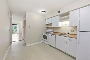 9714 Bianco Terrace, Des Plaines, IL 60016 - Photo 10