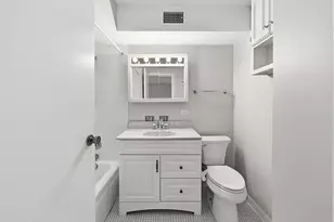 9714 Bianco Terrace, Des Plaines, IL 60016 - Photo 16