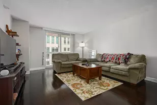 545 N Dearborn St, Chicago, IL 60654 - Photo 4