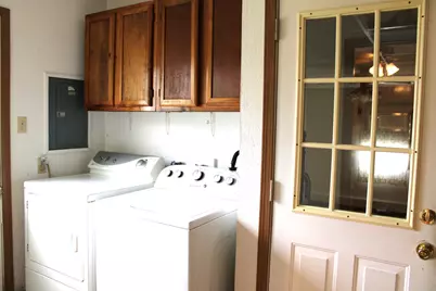 615 N Indiana Avenue, Salem, IL 62881 - Photo 18