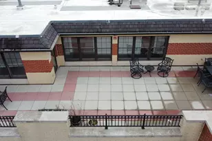 10 E Burlington St, Riverside, IL 60546 - Photo 30