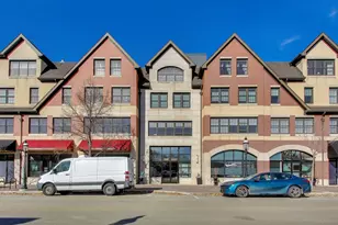 10 E Burlington St, Riverside, IL 60546 - Photo 2