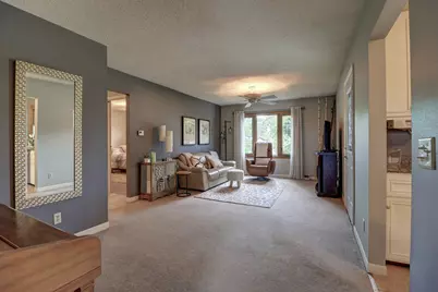 24165 Hillcrest Drive, Sterling, IL 61081 - Photo 8